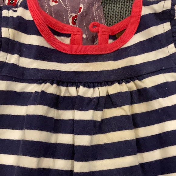 Two Tea Collection Rompers 6-9M & 6-12M - Picture 2 of 5